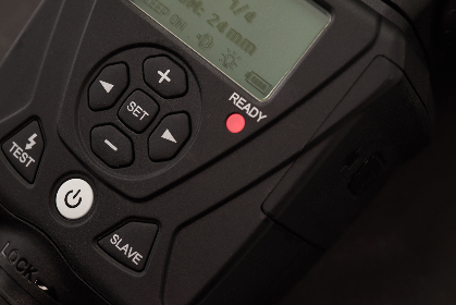 CCTV2财经频道高清在线直播与完整回放合集